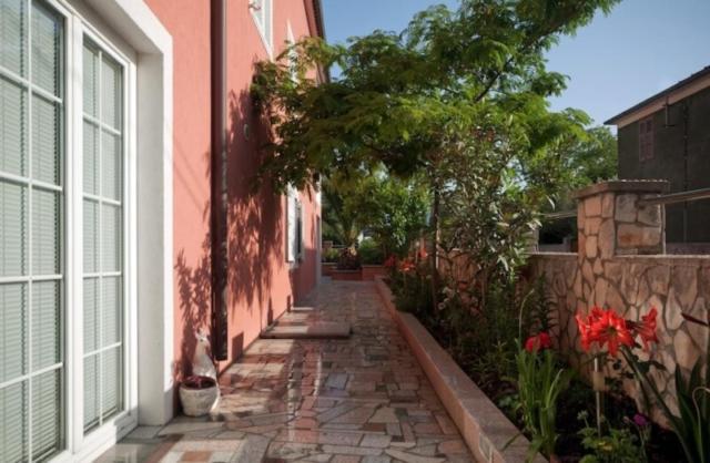 Adrian Apartments/ Jozo Martinovic Murter Exterior foto